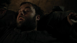 extant_GameOfThrones_1x04-CripplesBastardsAndBrokenThings_3744