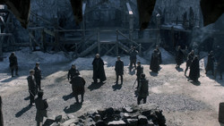 extant_GameOfThrones_1x04-CripplesBastardsAndBrokenThings_3747