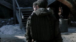 extant_GameOfThrones_1x04-CripplesBastardsAndBrokenThings_3771