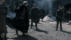 extant_GameOfThrones_1x04-CripplesBastardsAndBrokenThings_3803