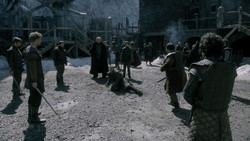 extant_GameOfThrones_1x04-CripplesBastardsAndBrokenThings_3827
