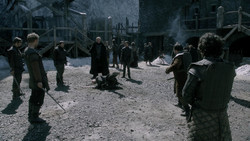 extant_GameOfThrones_1x04-CripplesBastardsAndBrokenThings_3828