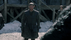 extant_GameOfThrones_1x04-CripplesBastardsAndBrokenThings_3866