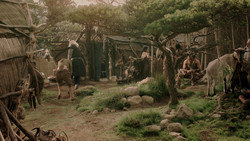 extant_GameOfThrones_1x04-CripplesBastardsAndBrokenThings_3895