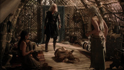 extant_GameOfThrones_1x04-CripplesBastardsAndBrokenThings_3902