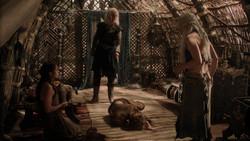 extant_GameOfThrones_1x04-CripplesBastardsAndBrokenThings_3903