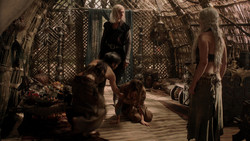 extant_GameOfThrones_1x04-CripplesBastardsAndBrokenThings_3921