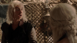 extant_GameOfThrones_1x04-CripplesBastardsAndBrokenThings_3931