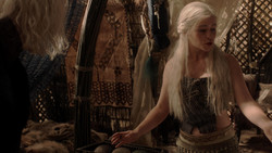 extant_GameOfThrones_1x04-CripplesBastardsAndBrokenThings_3939