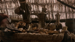 extant_GameOfThrones_1x04-CripplesBastardsAndBrokenThings_3945