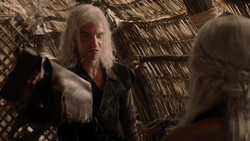 extant_GameOfThrones_1x04-CripplesBastardsAndBrokenThings_3949