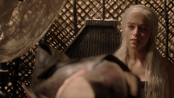 extant_GameOfThrones_1x04-CripplesBastardsAndBrokenThings_3952