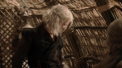 extant_GameOfThrones_1x04-CripplesBastardsAndBrokenThings_3956