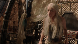 extant_GameOfThrones_1x04-CripplesBastardsAndBrokenThings_3960