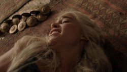 extant_GameOfThrones_1x04-CripplesBastardsAndBrokenThings_3986