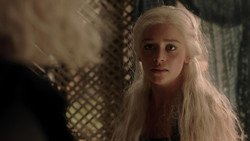 extant_GameOfThrones_1x04-CripplesBastardsAndBrokenThings_4028
