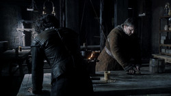 extant_GameOfThrones_1x04-CripplesBastardsAndBrokenThings_4117