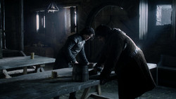 extant_GameOfThrones_1x04-CripplesBastardsAndBrokenThings_4118