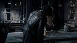 extant_GameOfThrones_1x04-CripplesBastardsAndBrokenThings_4174