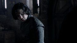 extant_GameOfThrones_1x04-CripplesBastardsAndBrokenThings_4254