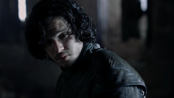 extant_GameOfThrones_1x04-CripplesBastardsAndBrokenThings_4285