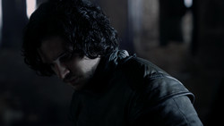extant_GameOfThrones_1x04-CripplesBastardsAndBrokenThings_4305