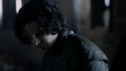 extant_GameOfThrones_1x04-CripplesBastardsAndBrokenThings_4336