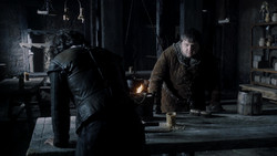 extant_GameOfThrones_1x04-CripplesBastardsAndBrokenThings_4346