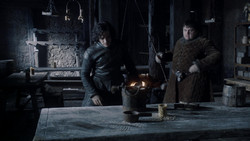 extant_GameOfThrones_1x04-CripplesBastardsAndBrokenThings_4368