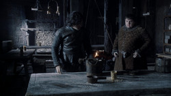extant_GameOfThrones_1x04-CripplesBastardsAndBrokenThings_4369