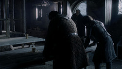 extant_GameOfThrones_1x04-CripplesBastardsAndBrokenThings_4374