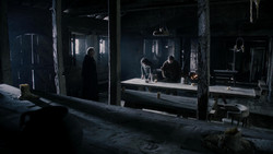 extant_GameOfThrones_1x04-CripplesBastardsAndBrokenThings_4387