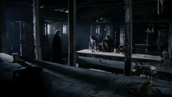 extant_GameOfThrones_1x04-CripplesBastardsAndBrokenThings_4388