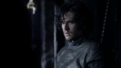extant_GameOfThrones_1x04-CripplesBastardsAndBrokenThings_4519
