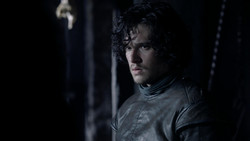 extant_GameOfThrones_1x04-CripplesBastardsAndBrokenThings_4520