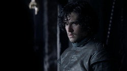 extant_GameOfThrones_1x04-CripplesBastardsAndBrokenThings_4522
