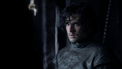 extant_GameOfThrones_1x04-CripplesBastardsAndBrokenThings_4545