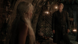 extant_GameOfThrones_1x04-CripplesBastardsAndBrokenThings_4705