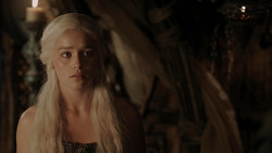extant_GameOfThrones_1x04-CripplesBastardsAndBrokenThings_4710