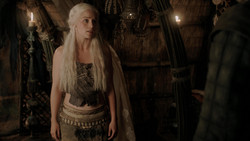 extant_GameOfThrones_1x04-CripplesBastardsAndBrokenThings_4729