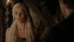 extant_GameOfThrones_1x04-CripplesBastardsAndBrokenThings_4797