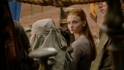 extant_GameOfThrones_1x04-CripplesBastardsAndBrokenThings_4826