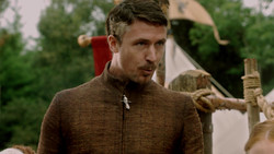extant_GameOfThrones_1x04-CripplesBastardsAndBrokenThings_4838