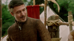 extant_GameOfThrones_1x04-CripplesBastardsAndBrokenThings_4853