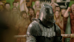 extant_GameOfThrones_1x04-CripplesBastardsAndBrokenThings_4955