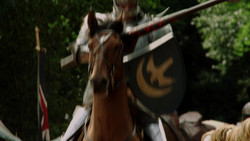 extant_GameOfThrones_1x04-CripplesBastardsAndBrokenThings_4988