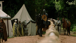 extant_GameOfThrones_1x04-CripplesBastardsAndBrokenThings_5010