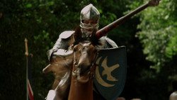 extant_GameOfThrones_1x04-CripplesBastardsAndBrokenThings_5023