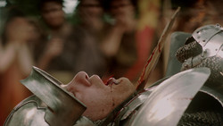extant_GameOfThrones_1x04-CripplesBastardsAndBrokenThings_5054