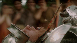 extant_GameOfThrones_1x04-CripplesBastardsAndBrokenThings_5056